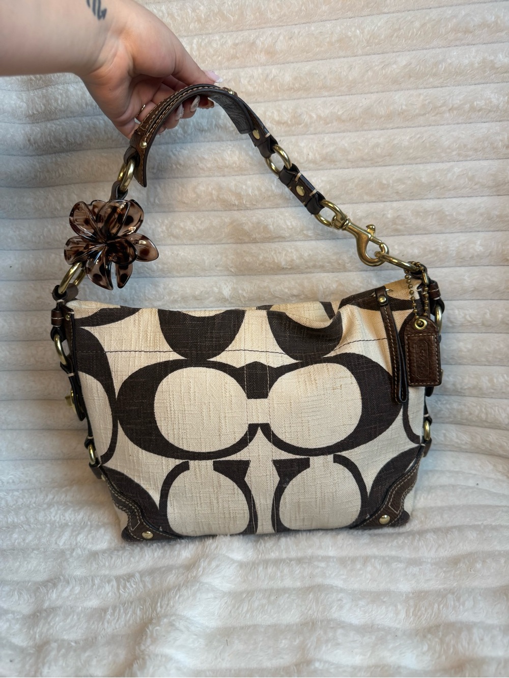 Vintage Coach Medium Carly In Cream And Brown🤎